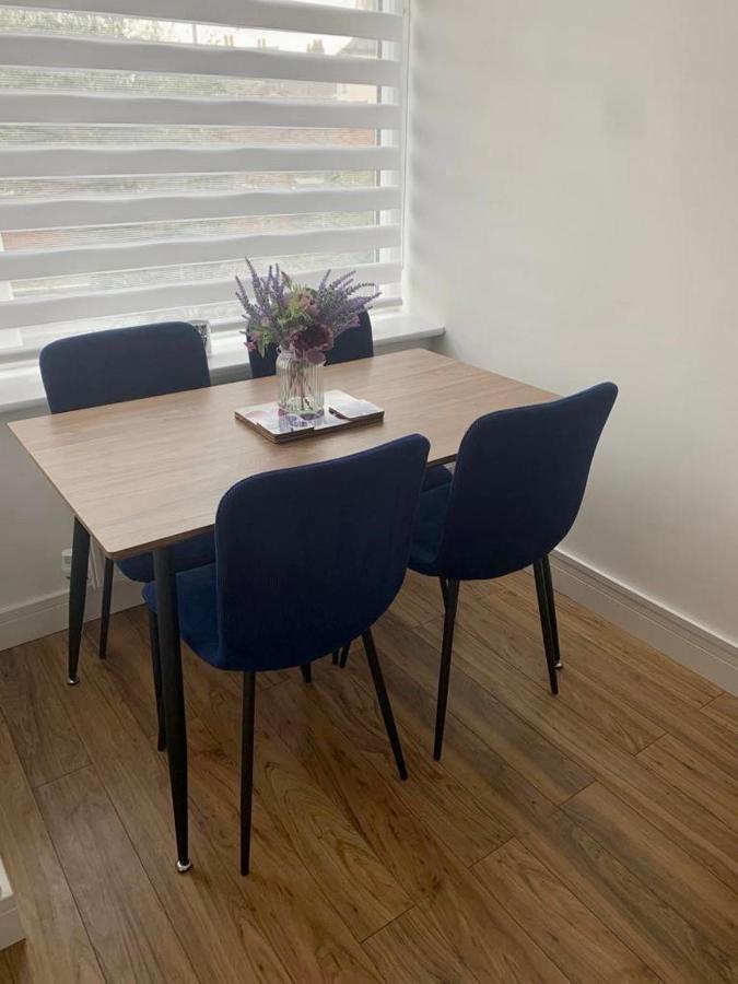 Vila Comfy 2 Bed House Located At Wareham Train Station Exteriér fotografie